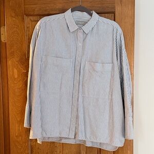 Everlane boxy Oxford